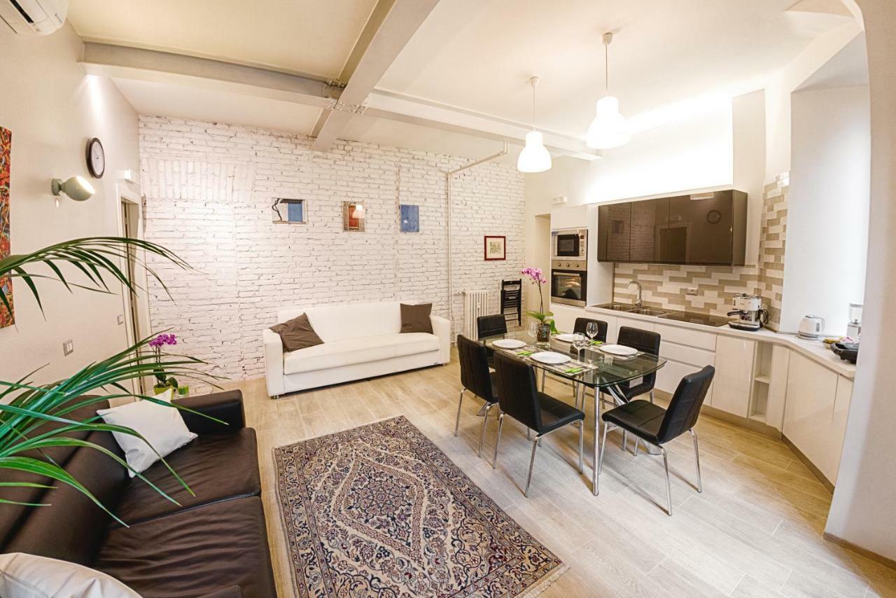 Modern Apartment Near Colosseum Rome Exterior photo