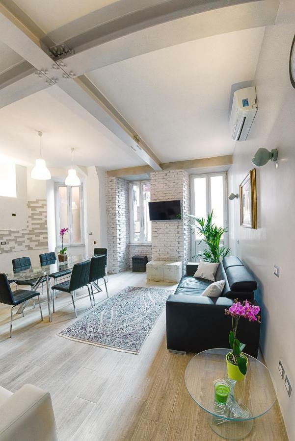Modern Apartment Near Colosseum Rome Exterior photo